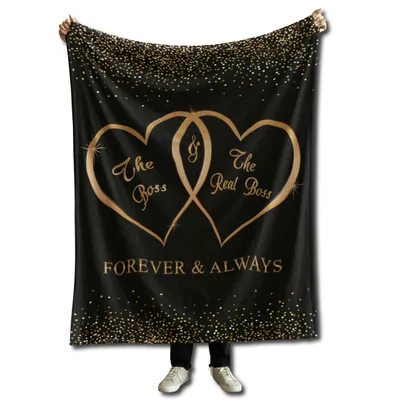 The Boss the Real Blanket: Interlocking Hearts Design for Couples