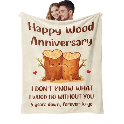 Happy Wood Anniversary Tree Blanket: Cute Stump Design for 5th Year