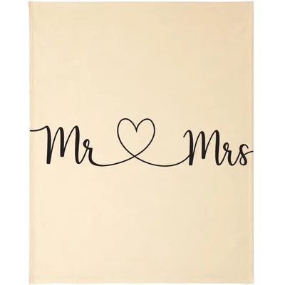 Mr and Mrs with Heart Blanket: Elegant Script Design for Newlyweds