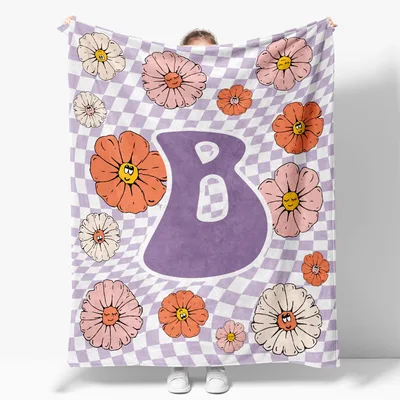 Retro Daisy Blanket with a Purple Letter B Design