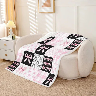 Pink Bow Patchwork Plaid Blanket: A Quilt-Style Design for Cozy Rooms