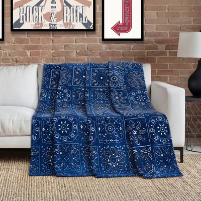 Navy Bandana Paisley Pattern Blanket: Classic Western Print Design