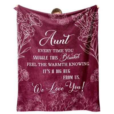 Aunt Hug Blanket: A Cozy Note from the Family