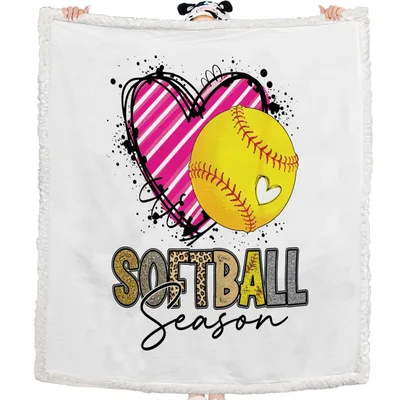 Softball Season Pink Heart Blanket: Cozy Sports Design for Fans
