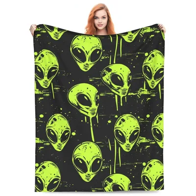 Dripping Neon Aliens Blanket: Bright Green Extraterrestrial Pattern