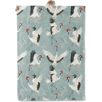 Japanese Crane Birds Pattern Blanket: Elegant Red-Crowned Cranes