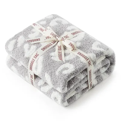 Grey Leopard Print Blanket for a Cozy Animal-Themed Retreat