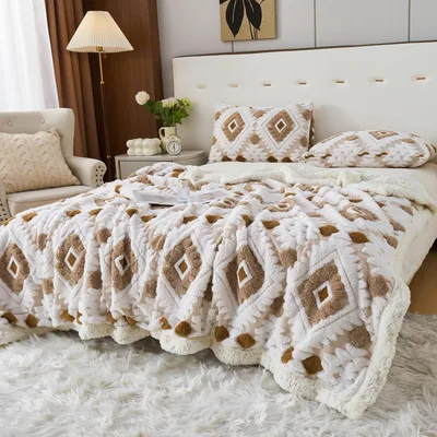 Boho Aztec Diamond Pattern Blanket for Cozy Retro Vibes