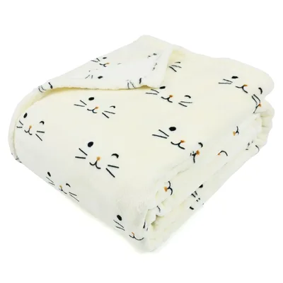 Cute Cat Faces Pattern Blanket for Feline Fans