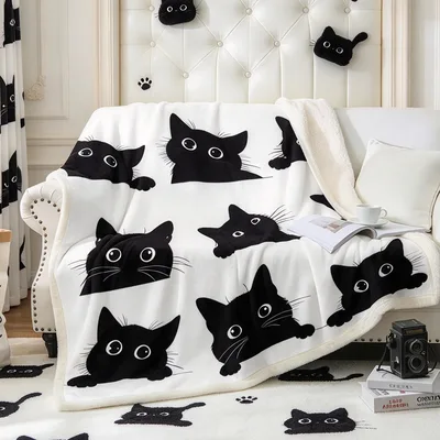 Black Cat Faces Pattern Blanket: Playful Peeking Cats Design