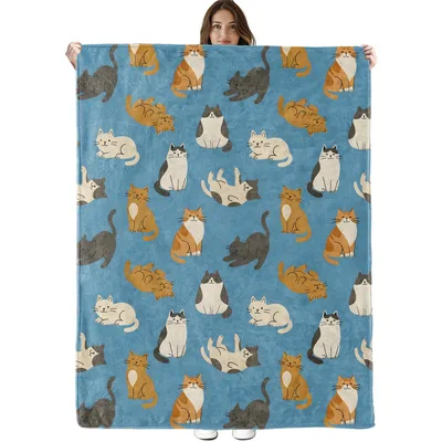 Cartoon Cats Pattern Blanket: Playful Feline Art for Cozy Days