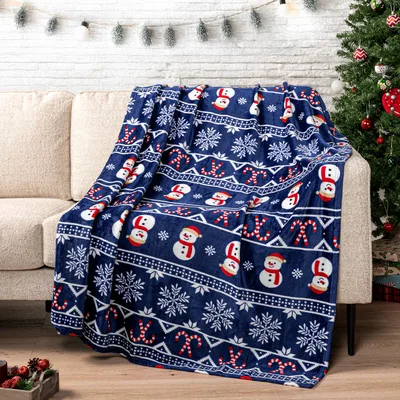 Christmas Holiday Blanket with a Snowman Pattern for Winter Nights