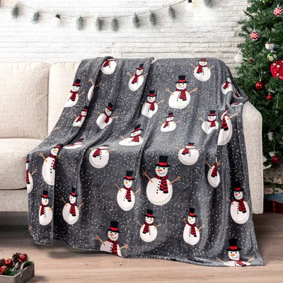 Christmas Snowman Blanket: Festive Winter Pattern for Holiday Cozy