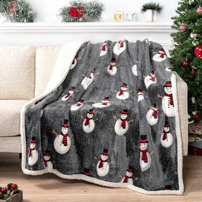 Winter Snowman Blanket: Festive Holiday Design for Cozy Nights