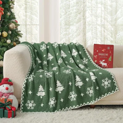 Holiday Winter Blanket: Green Pine and Snowflake Throw