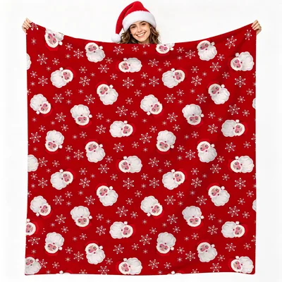 Santa Claus Faces Blanket: Festive Red Pattern with Snowflakes