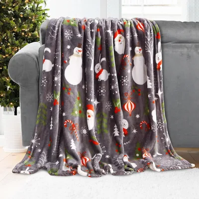 Christmas Santa and Snowman Pattern Blanket: Festive Winter Design
