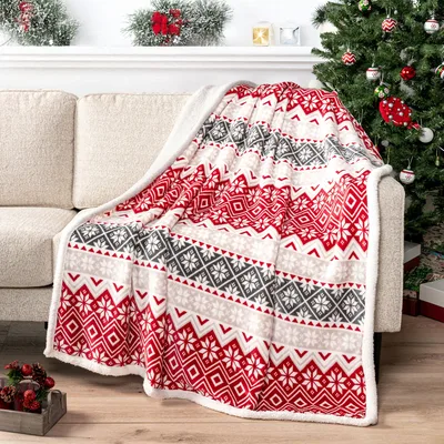 Red White Snowflake Pattern Blanket for Cozy Holiday Decor