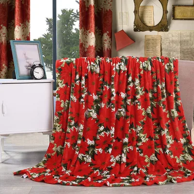 Red Poinsettia Floral Pattern Blanket: Classic Holiday Flower Design