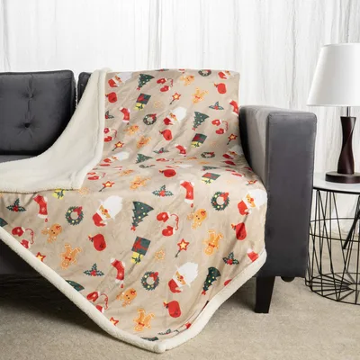 Christmas Holiday Pattern Blanket: Festive Santa and Gingerbread Throw