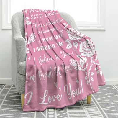 Love You Blanket: Roses and Loving Words