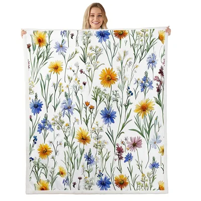 Watercolor Chamomile Wildflowers Blanket: A Botanical Fleece Throw