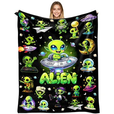 Cute Aliens UFO Space Blanket: Alien Party Design for Sci-Fi Fans