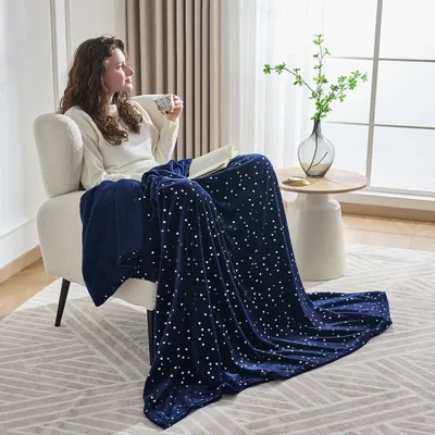 Tiny Hearts Foil Print Blanket: Navy Blue Throw