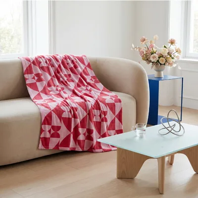 Pink Geometric Heart Pattern Blanket