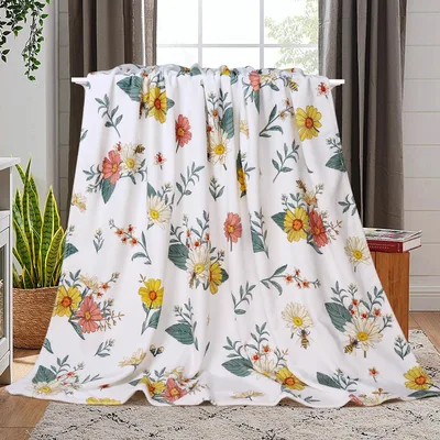 Wildflower Botanical Bouquet Blanket: Garden Floral Throw with Bees