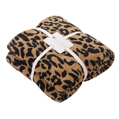 Leopard Print Plush Blanket: Cozy Animal Throw