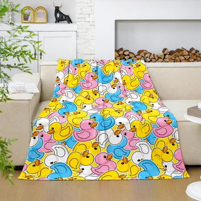 Rubber Duck Pattern Blanket: Playful Bath Toy Print