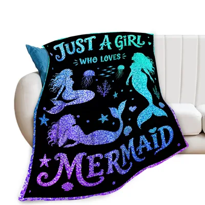 Mermaid Fan Blanket: Just a Girl Who Loves Mermaid