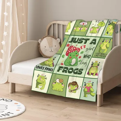 Frog Patchwork Dreams Green Blanket: Just a Girl Who Loves Frogs