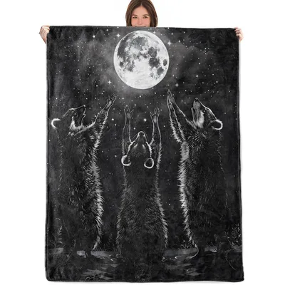 Wolves Howling at Moon Blanket for Night Lovers
