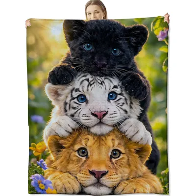 Baby Big Cats Animals Blanket: Stacked Lion Tiger and Panther Cubs