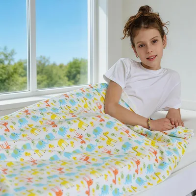 Cute Safari Animals Pattern Blanket: Giraffe Elephant Frog Duck Design