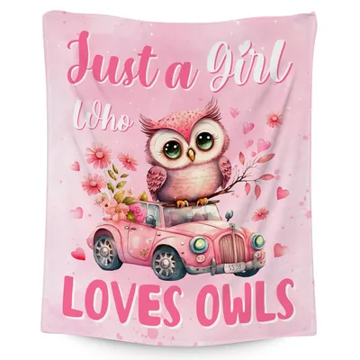 Just a Girl Who Loves Owls Blanket: Pink Owl Car Design