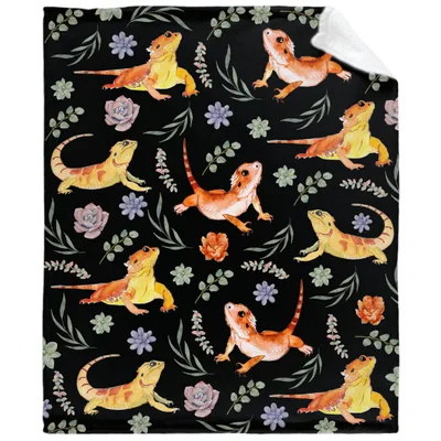 Bearded Dragons Floral Pattern Blanket: Lizard and Succulent Design