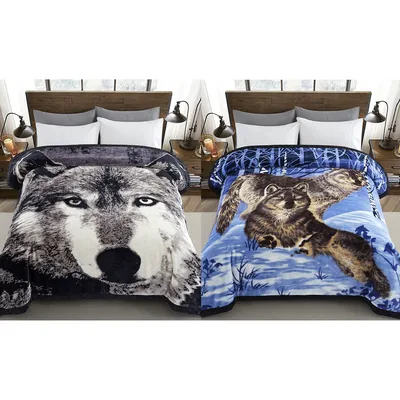 Grey Wolf Portrait Blanket: Wild Animal Art for Nature Lovers