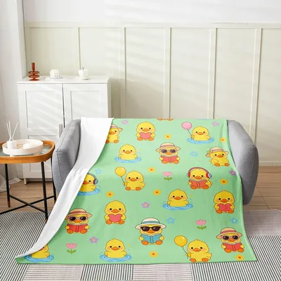 Yellow Ducks Pattern Blanket: Cute Cartoon Duck Design for Cozy Days
