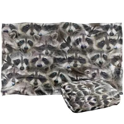 Raccoon Faces Pattern Blanket: A Full-Print Design for Wildlife Lovers