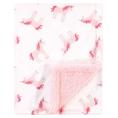 Pink Unicorn Pattern Blanket: Soft Fleece with Bright Mane Design