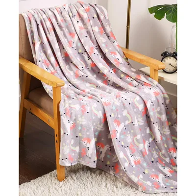 Rainbow Unicorn Pattern Blanket: Whimsical Horses and Stars