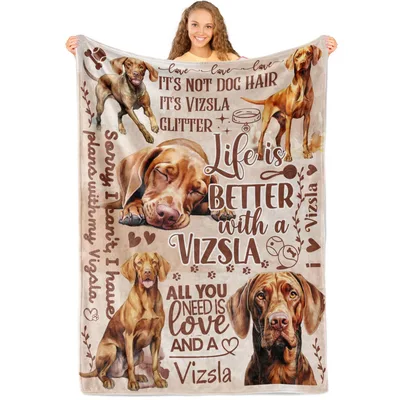 Vizsla Dog Mom Blanket: A Cozy Tribute to Your Dog