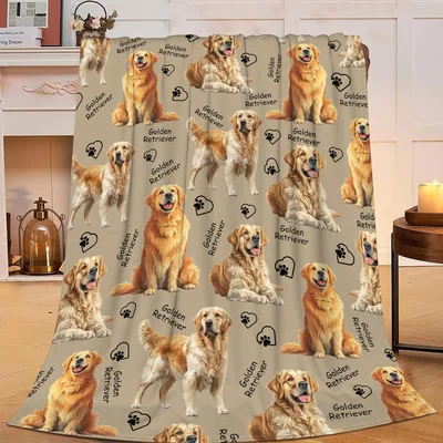 Golden Retriever Pattern Collage Blanket: Paws and Hearts Design