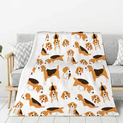 Beagle Dog Pattern Blanket: Playful Hound Illustrations for Lovers