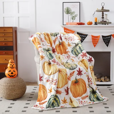 Fall Pumpkin Leaves Pattern Blanket: Harvest Gourd Print for Autumn
