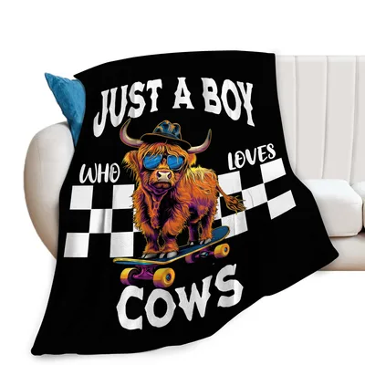 Highland Cow Skateboard Blanket: Cool Cow Art for Cattle Lovers