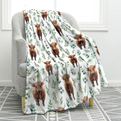 Highland Cow Watercolor Pattern Blanket: Shaggy Cattle Design
